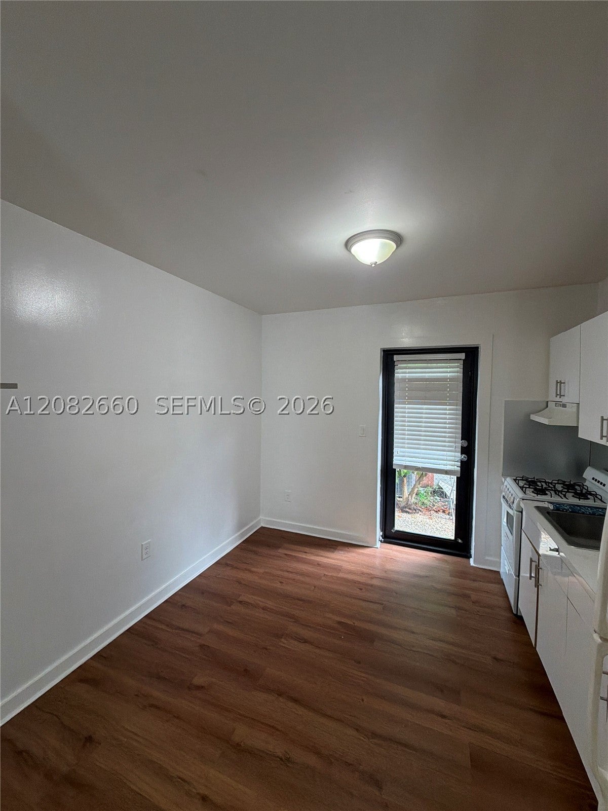 481 NW 30th St 2