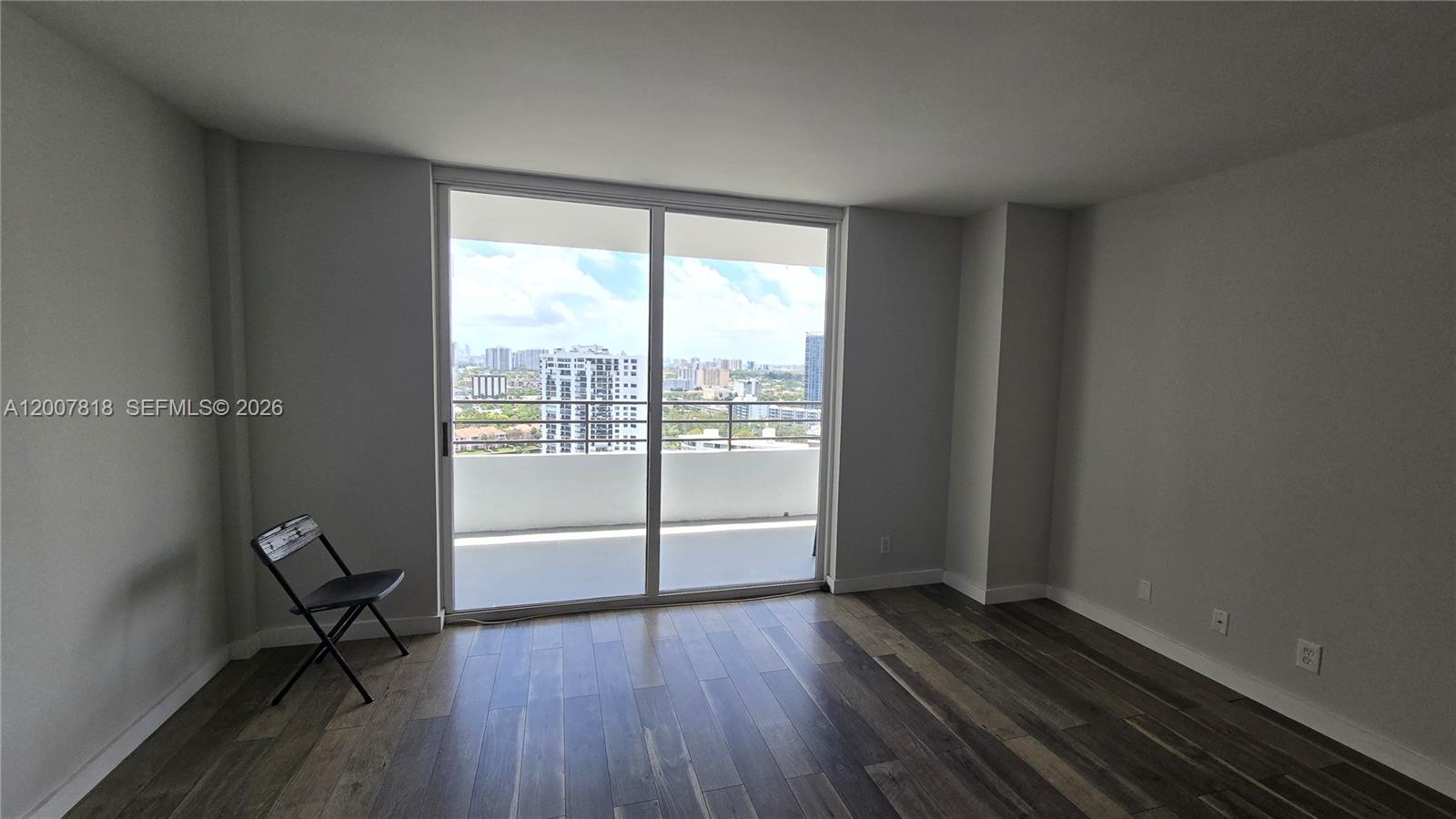 2500 Parkview Dr 2317