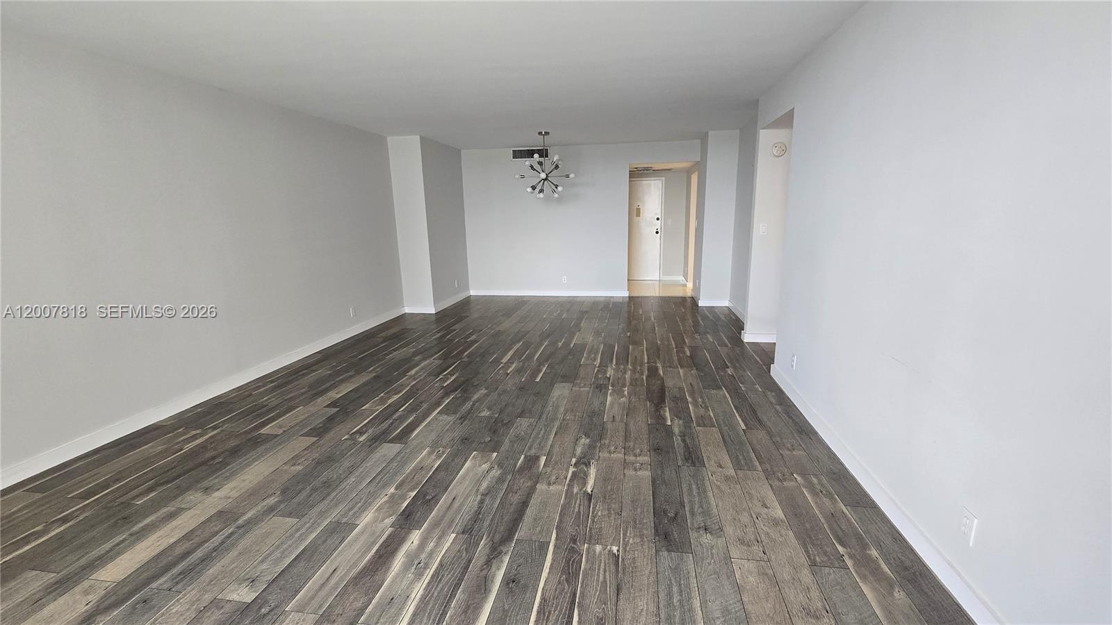 2500 Parkview Dr 2317