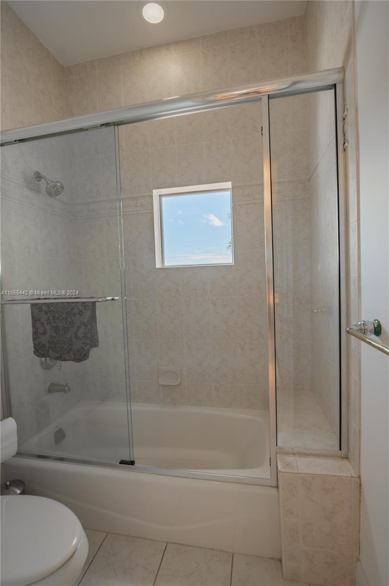 EASTERN SHORES 1ST ADD - Residential