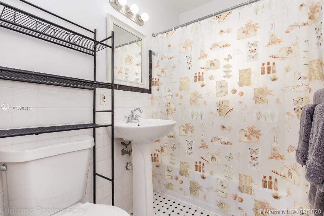 ISLE OF NORMANDY MIAMI VI - Residential Lease