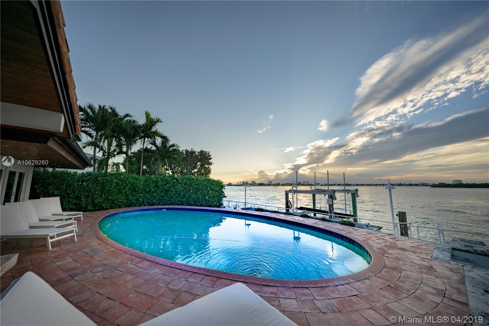 BAY HARBOR ISLAND - Residential