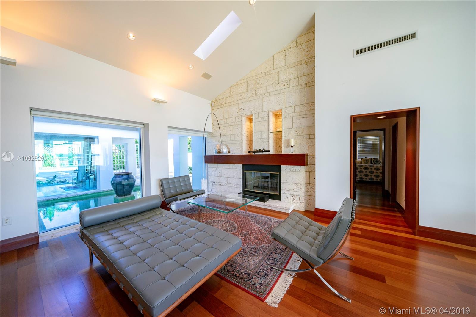 BAY HARBOR ISLAND - Residential