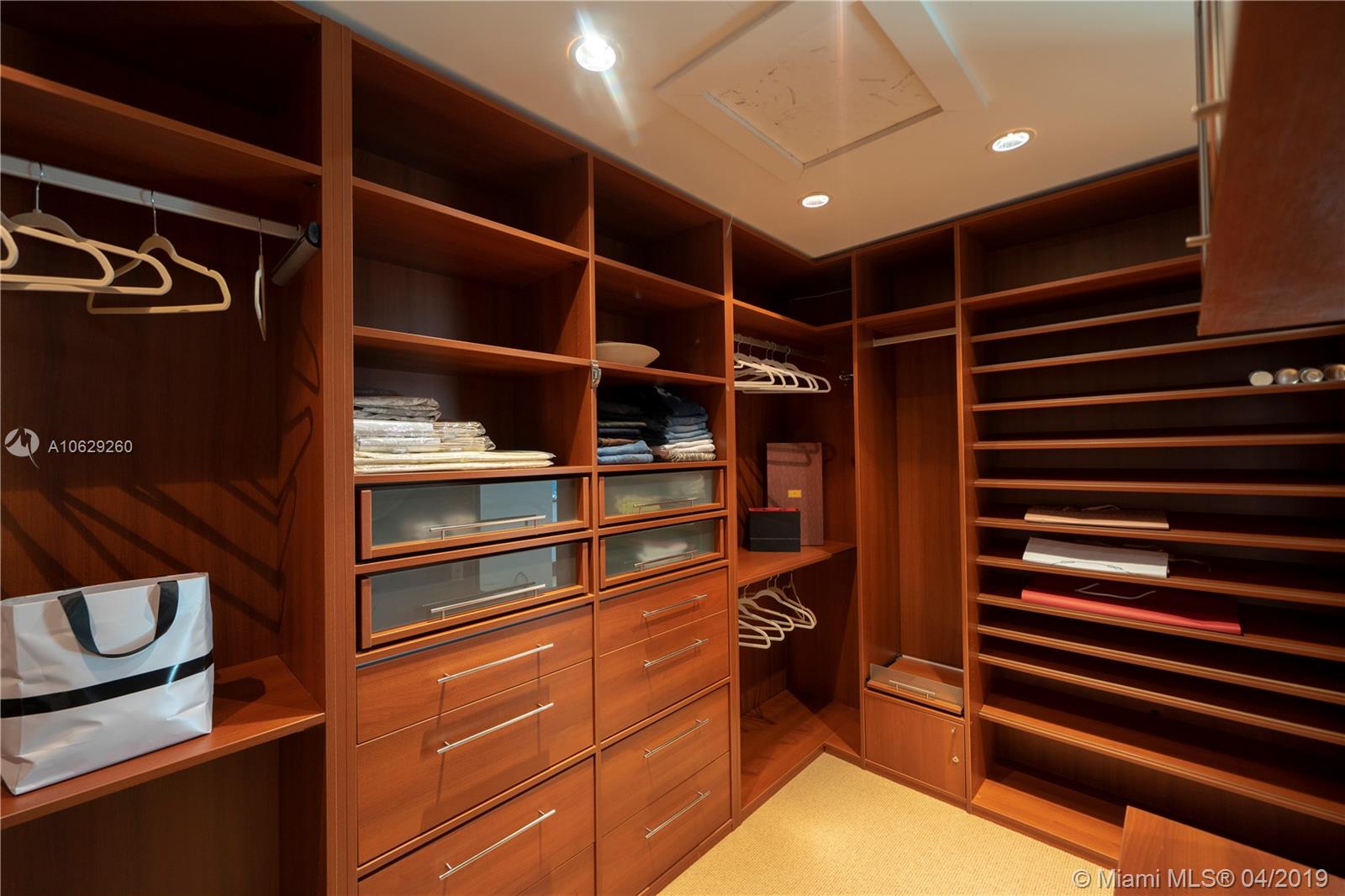 BAY HARBOR ISLAND - Residential