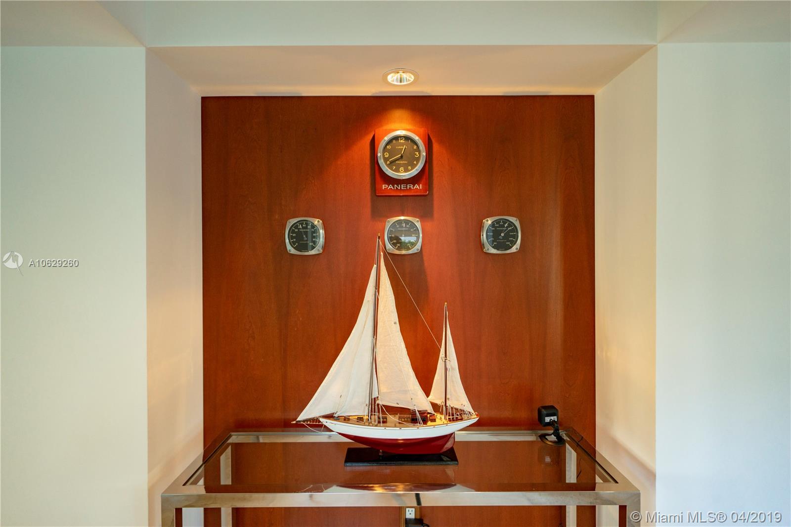 BAY HARBOR ISLAND - Residential