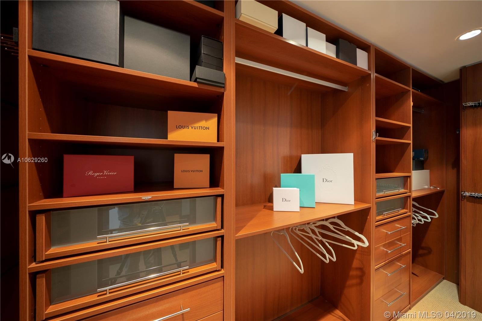 BAY HARBOR ISLAND - Residential