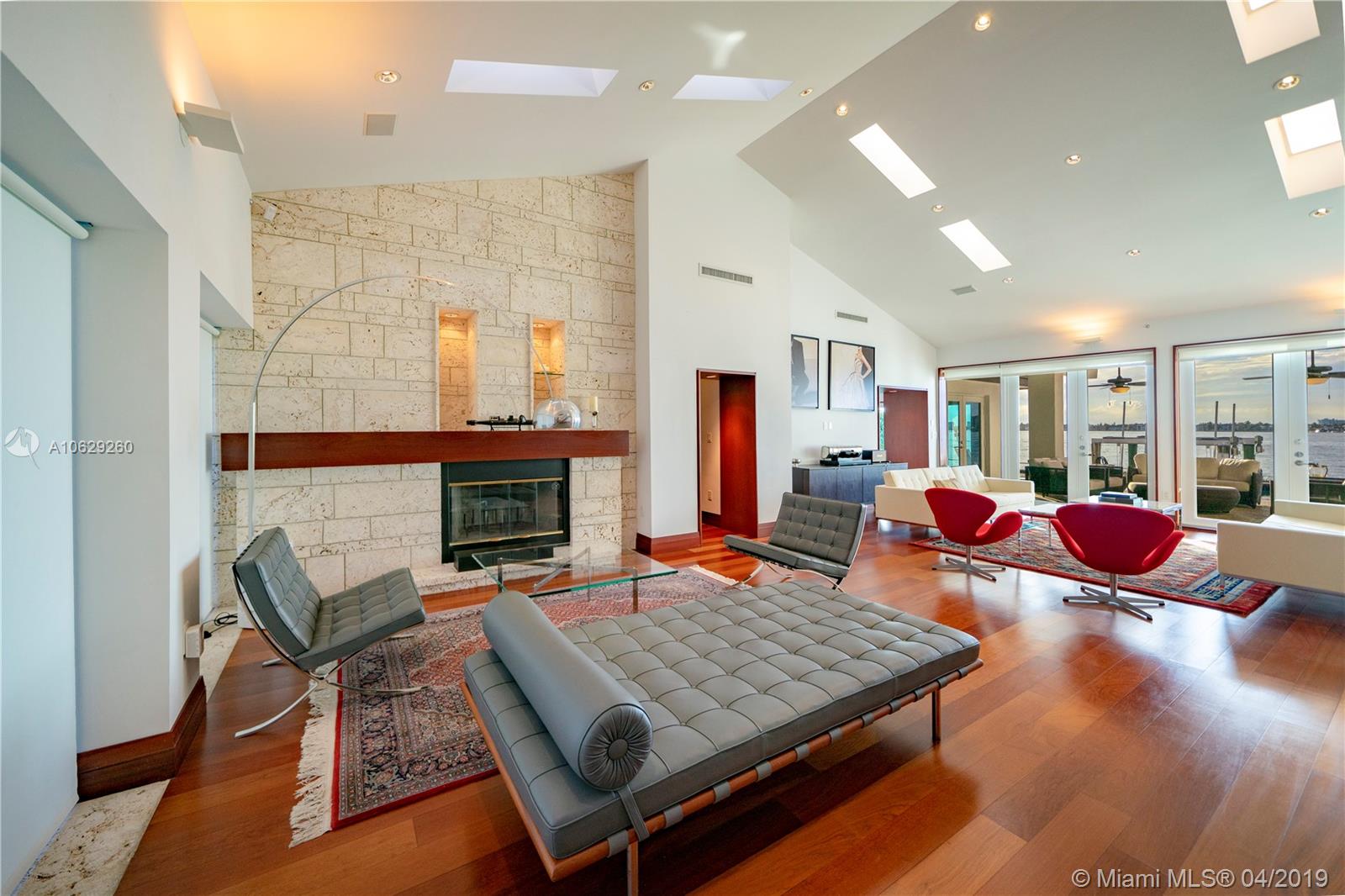 BAY HARBOR ISLAND - Residential