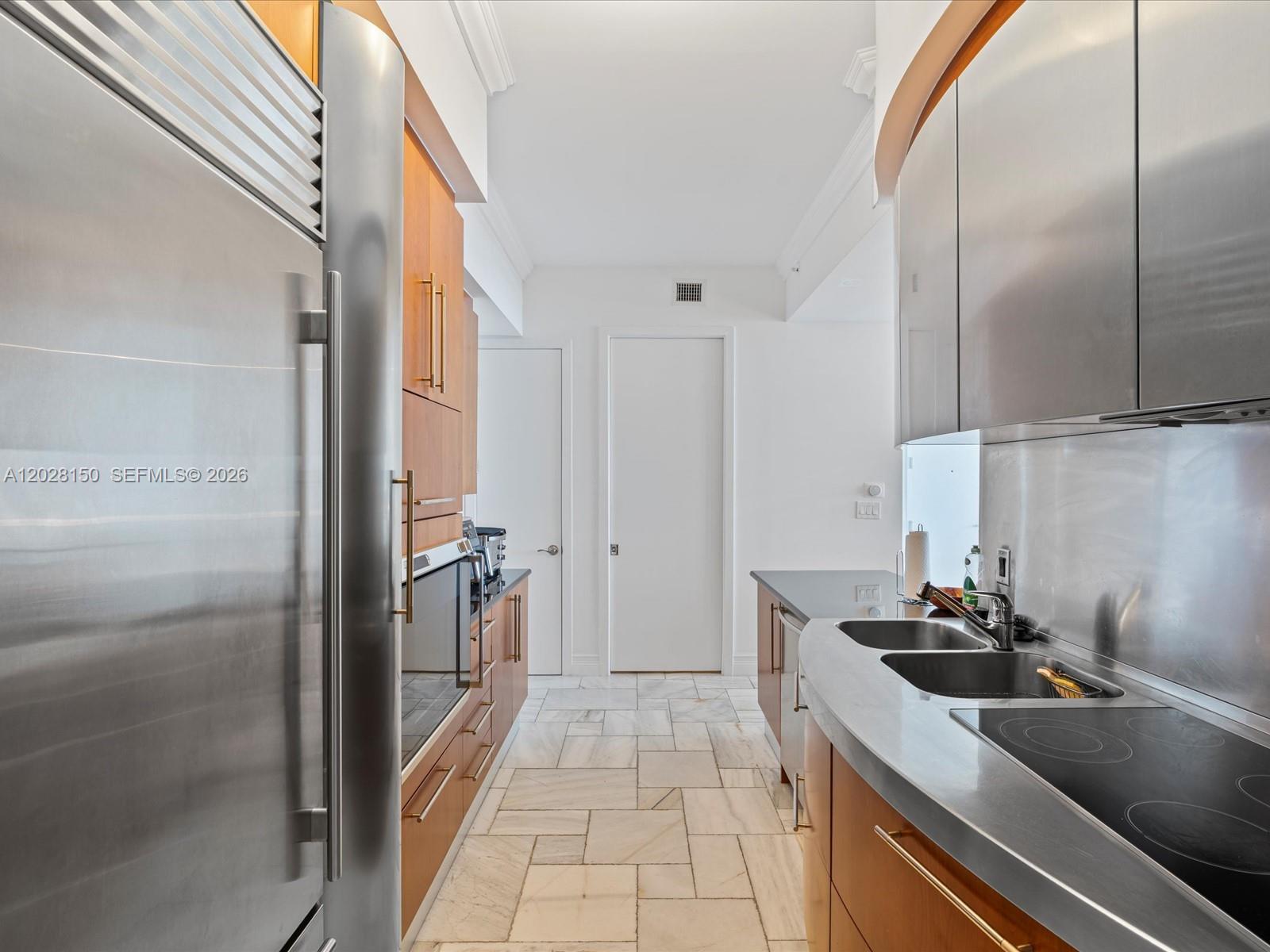 TRUMP PALACE CONDO - Residential