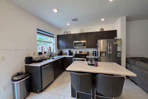 Photo of 1656 SE 27th Ter #1656, Homestead, FL 33035 (MLS # A11950526)