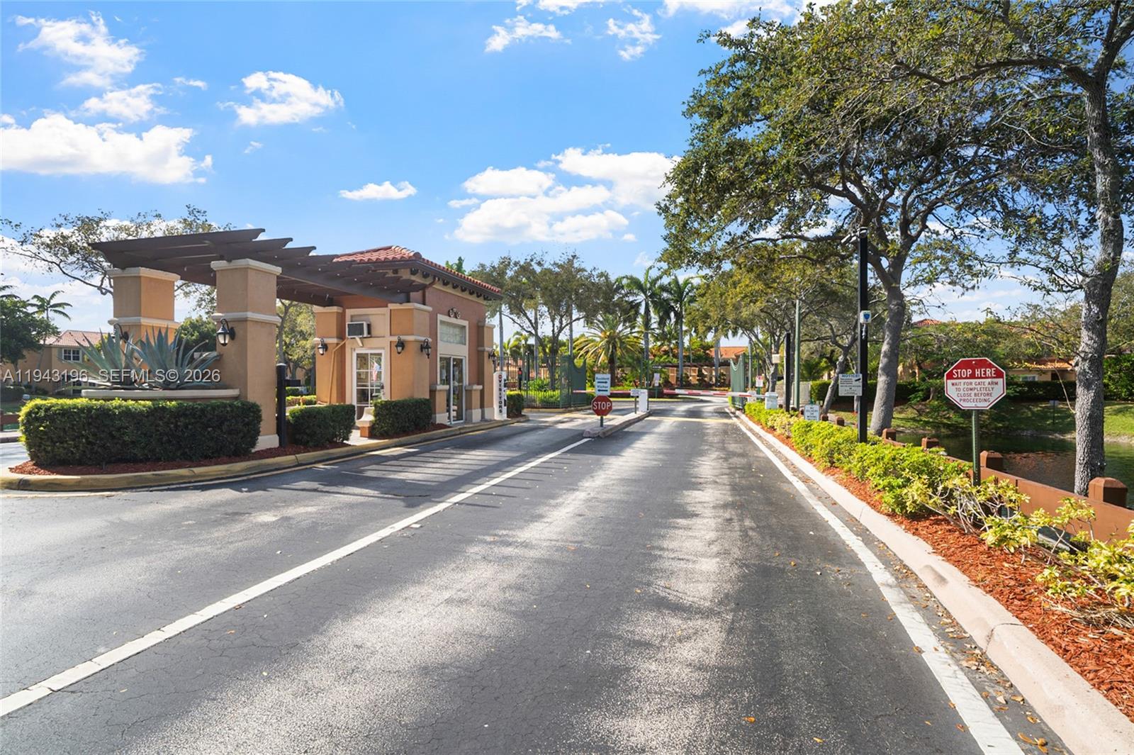 VILLAS AT HARBOR ISLES CO - Residential