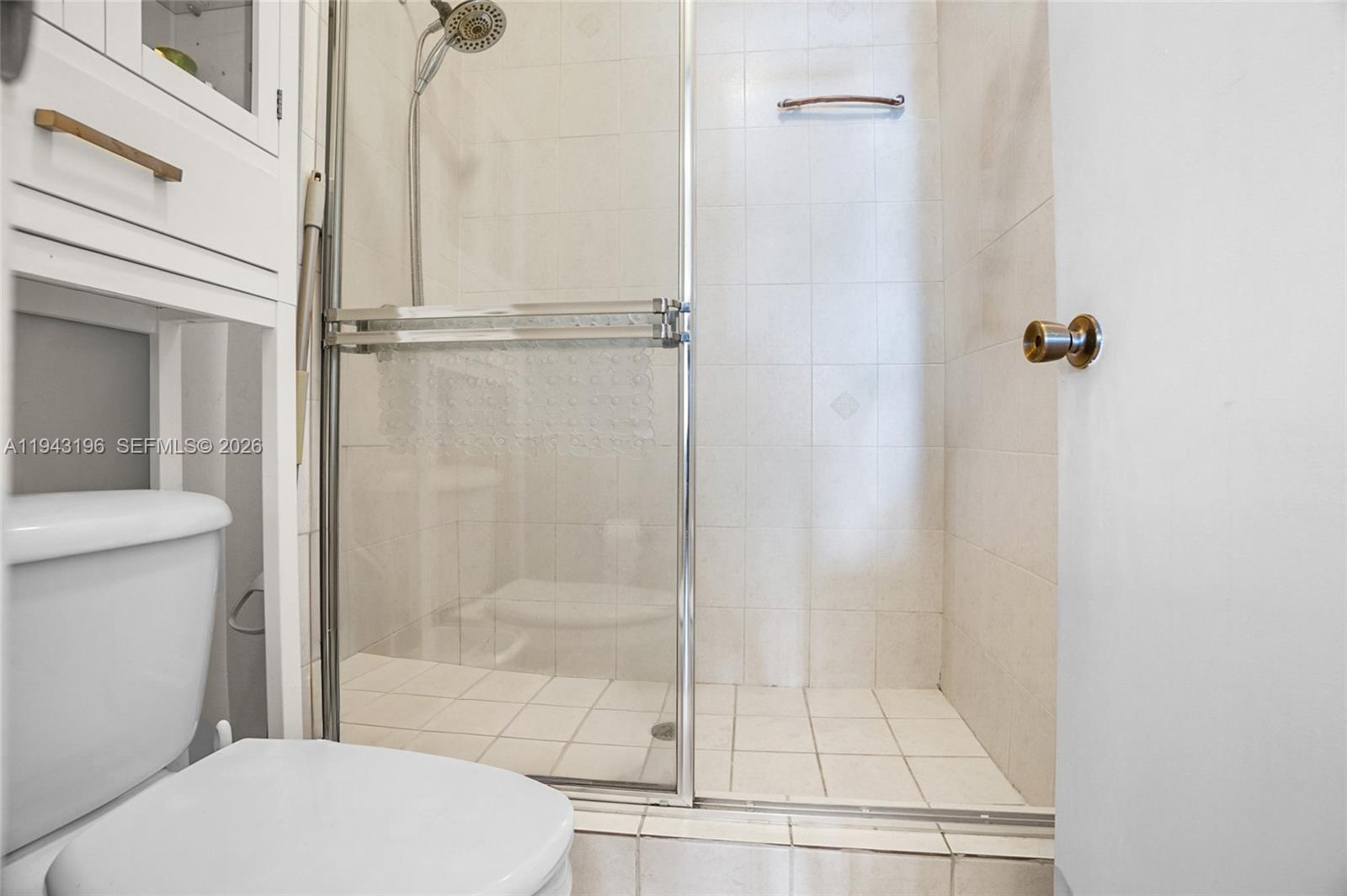 VILLAS AT HARBOR ISLES CO - Residential