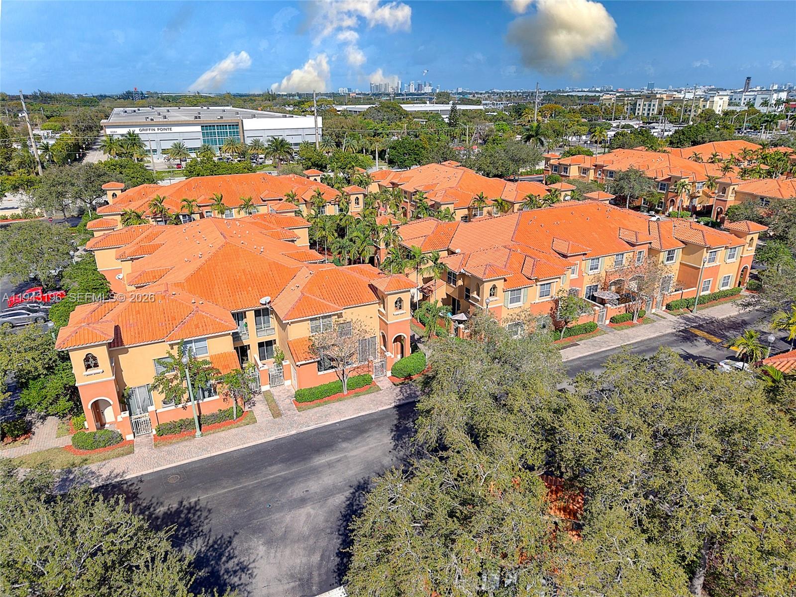 VILLAS AT HARBOR ISLES CO - Residential