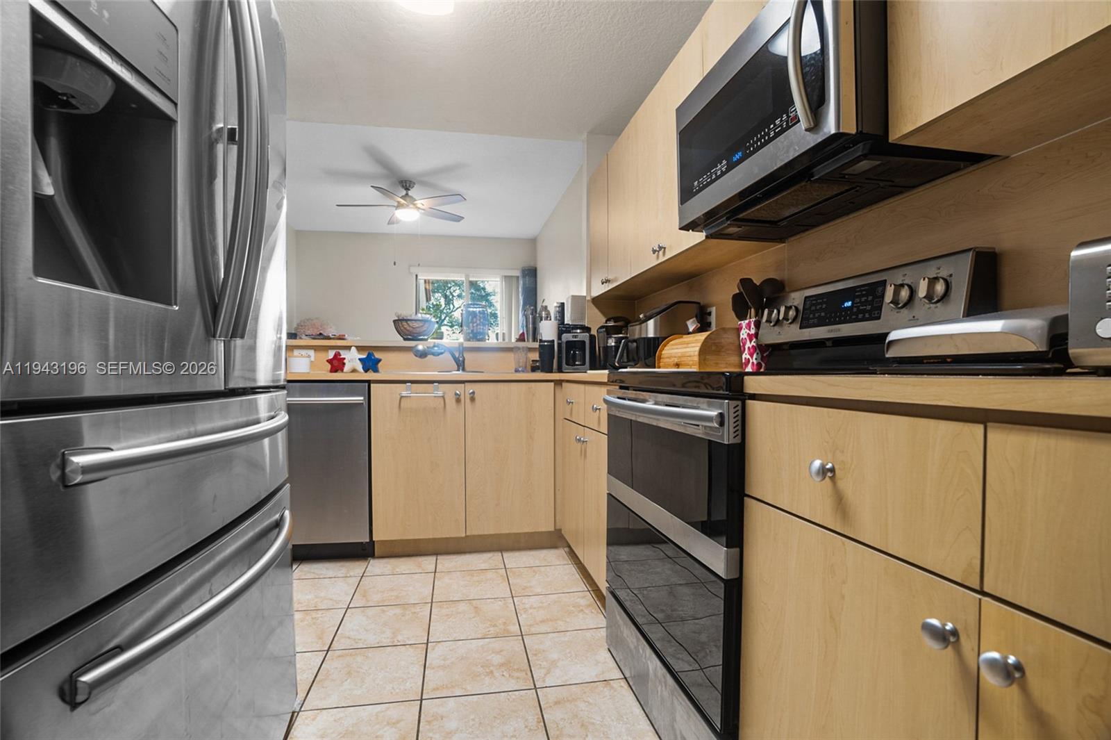 VILLAS AT HARBOR ISLES CO - Residential