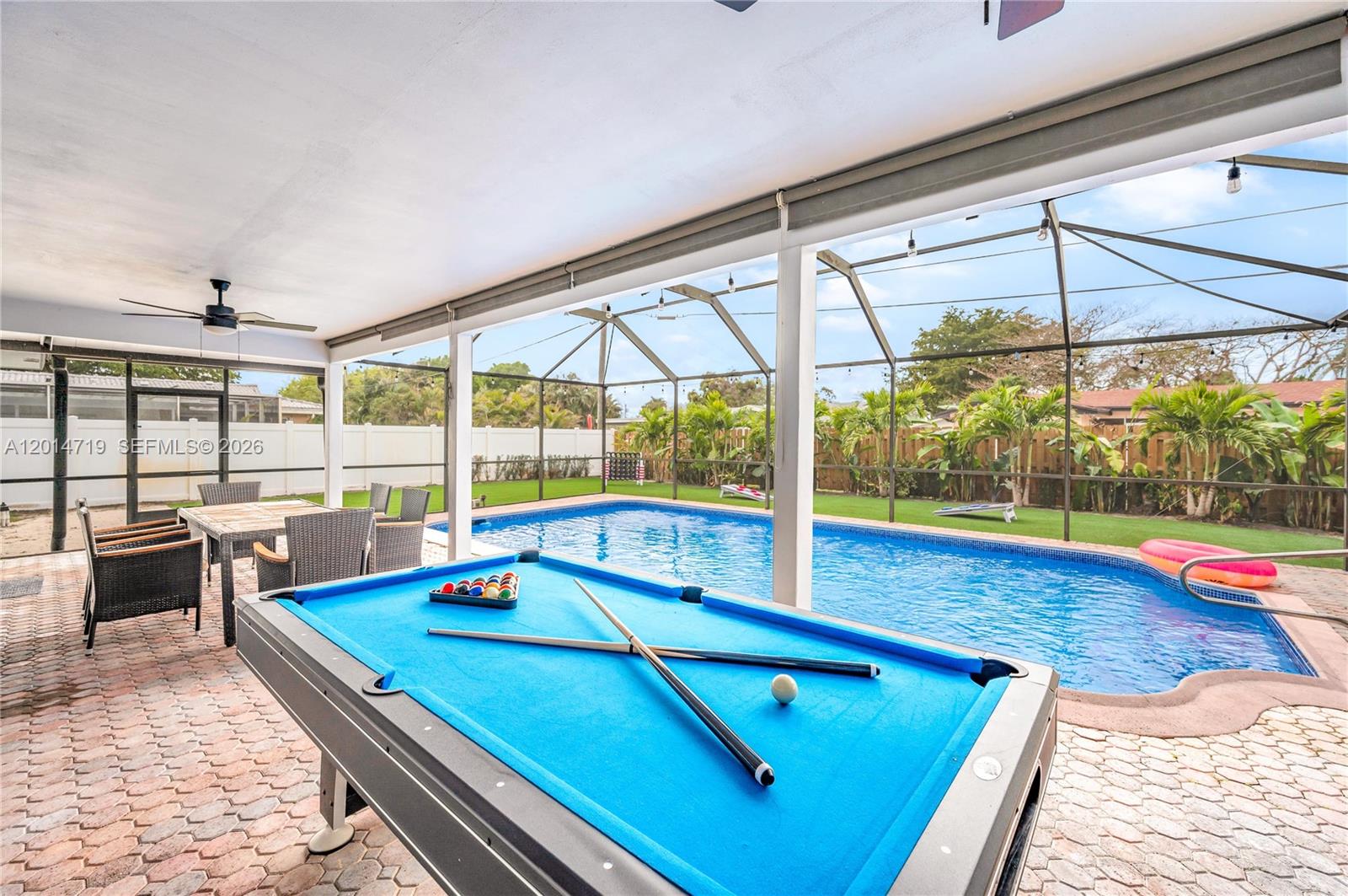MIRROR LAKE ESTATES SEC T - Residential