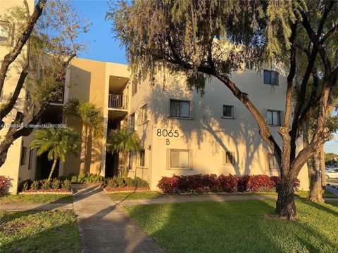 8065 SW 107th Ave 202 Miami FL 33173