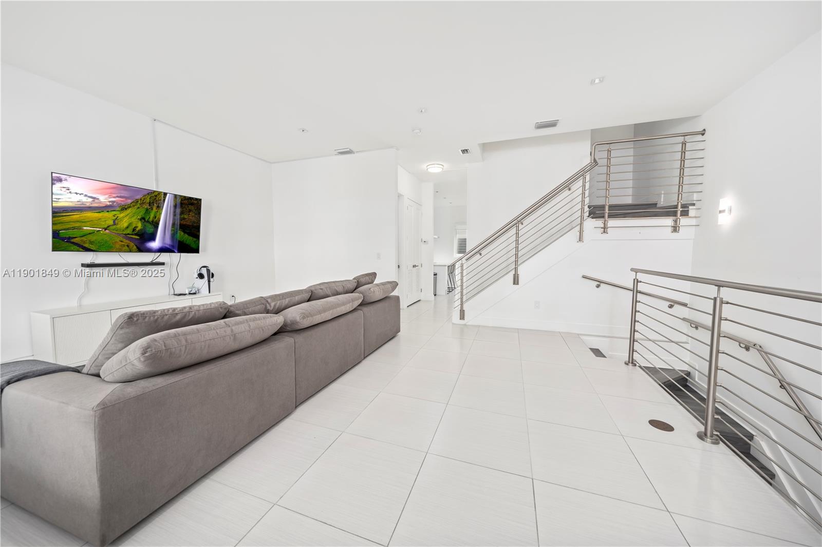 CONTEMPO TOWNHOMES - Residential