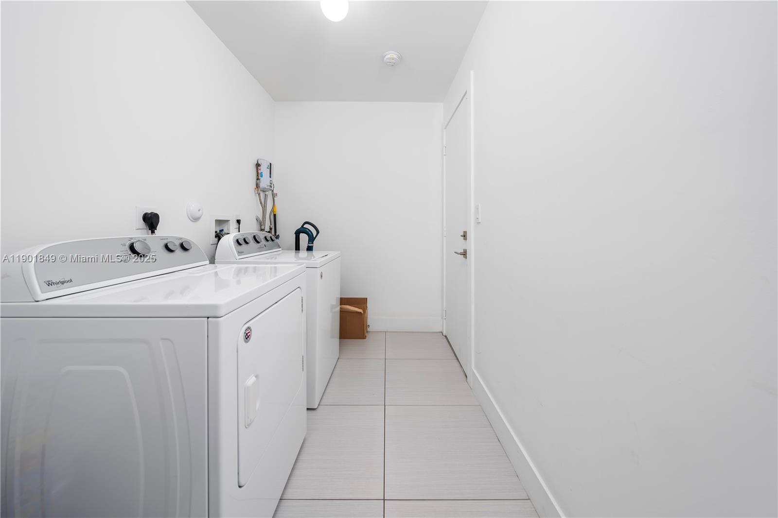 CONTEMPO TOWNHOMES - Residential