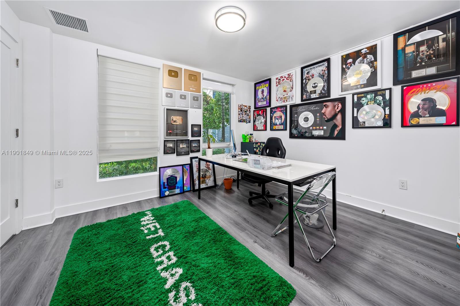 CONTEMPO TOWNHOMES - Residential