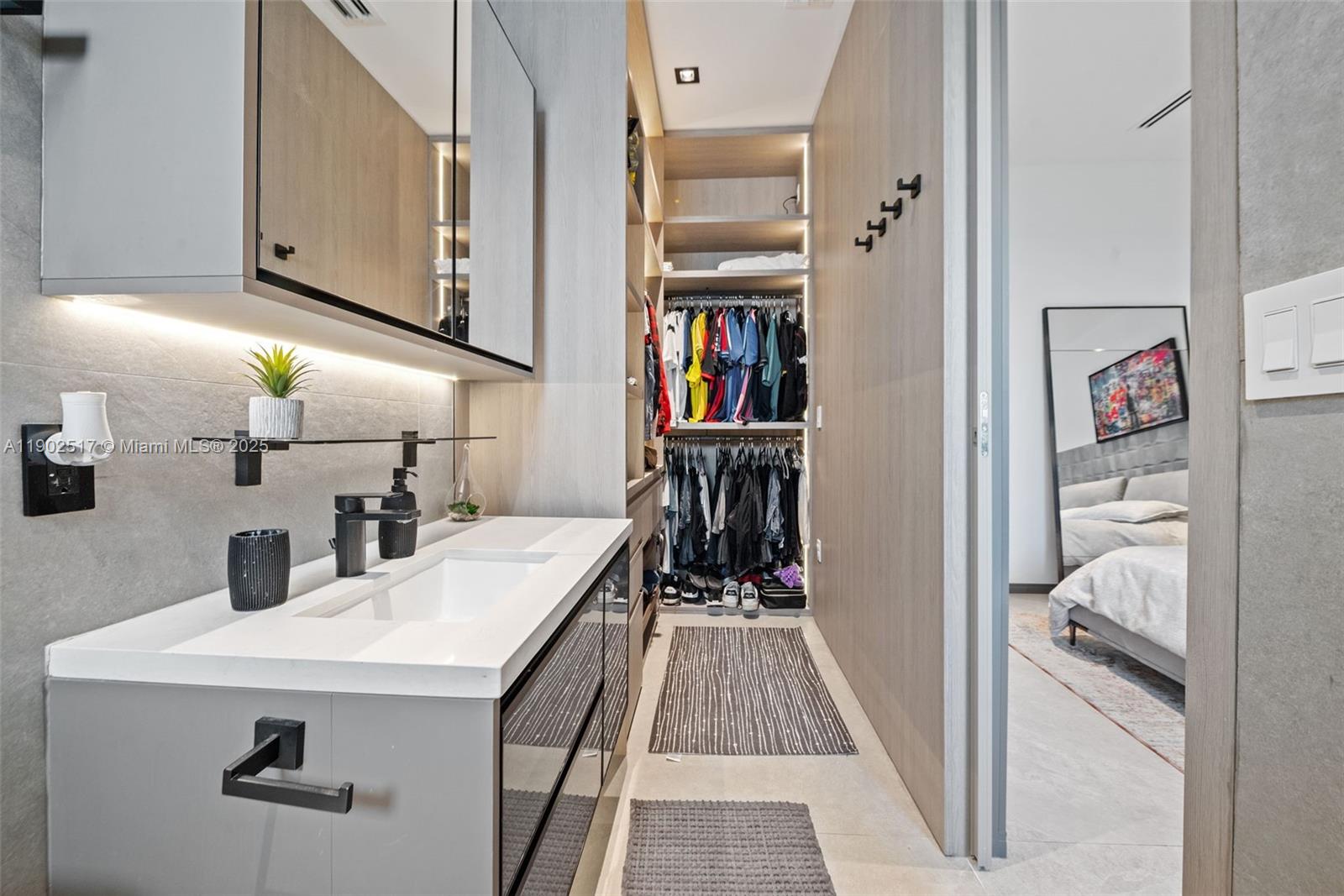 GOLDEN ISLES SEC - Residential Lease