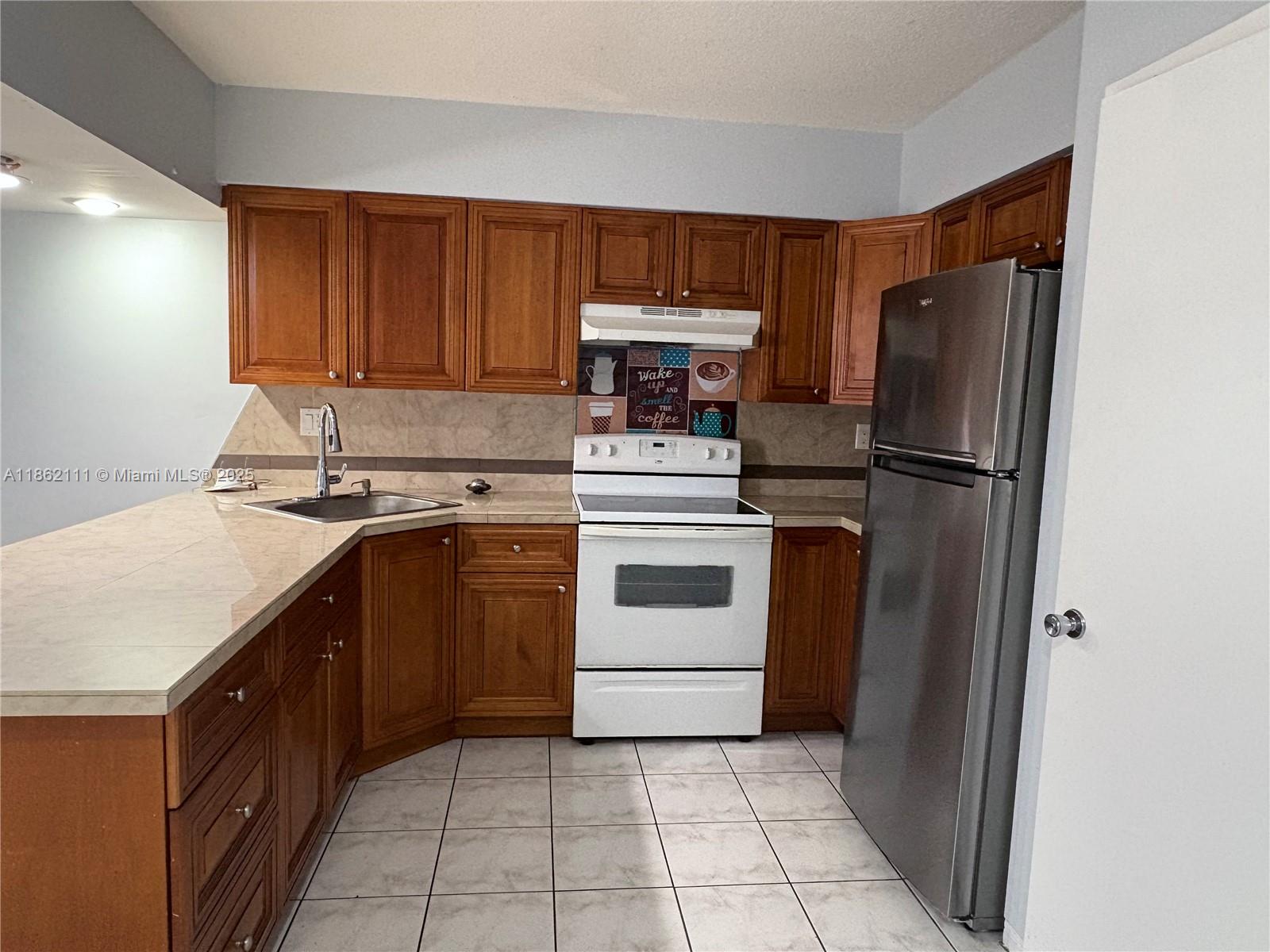 5131 NE 18th Ter