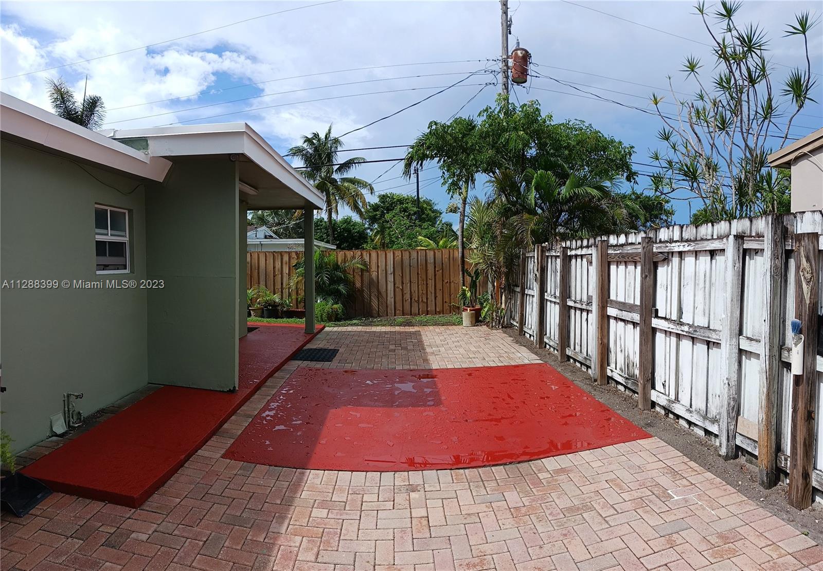 COLLIER MANOR FIRST ADD - Residential