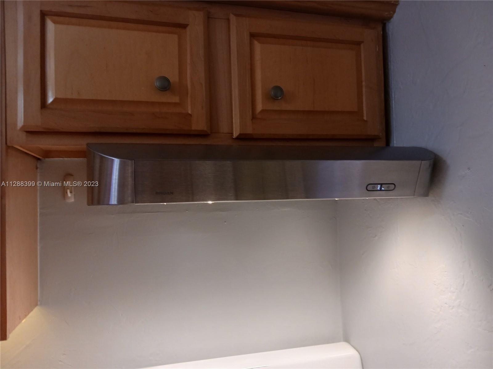 COLLIER MANOR FIRST ADD - Residential