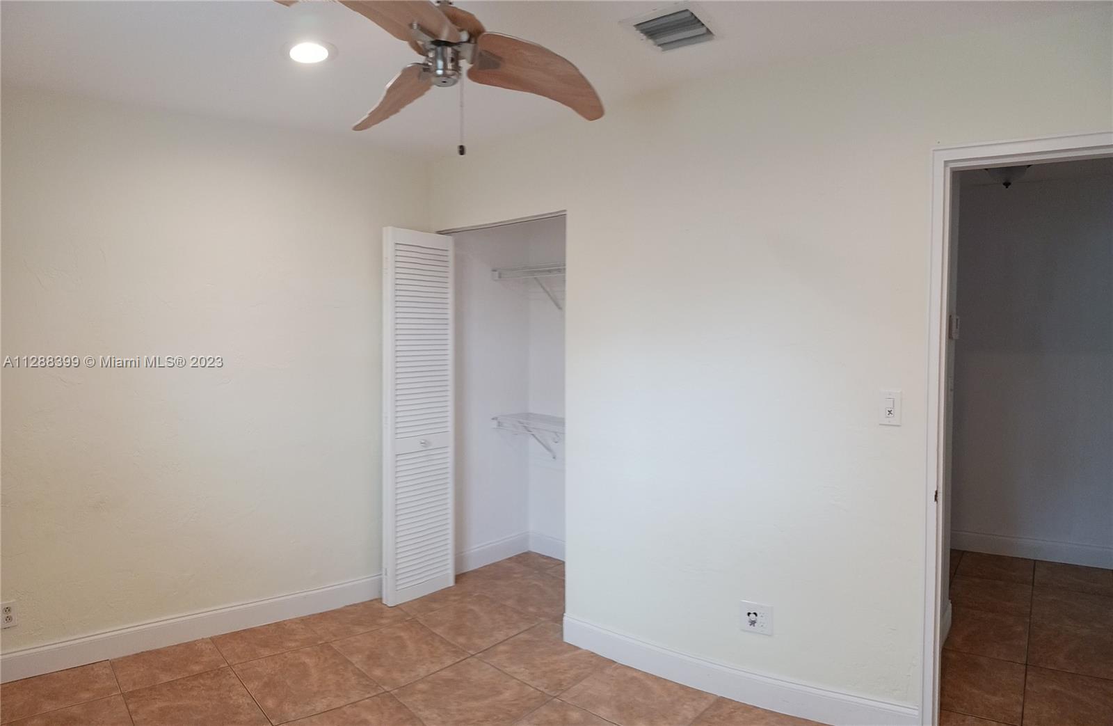 COLLIER MANOR FIRST ADD - Residential