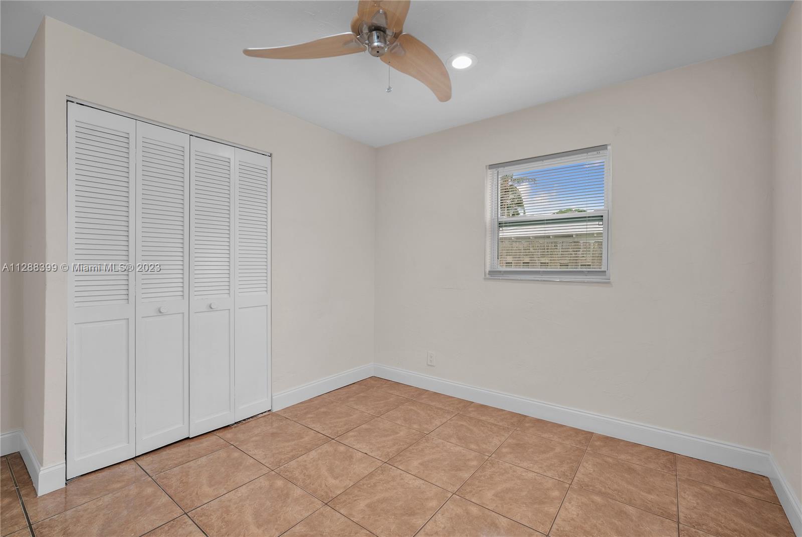 COLLIER MANOR FIRST ADD - Residential