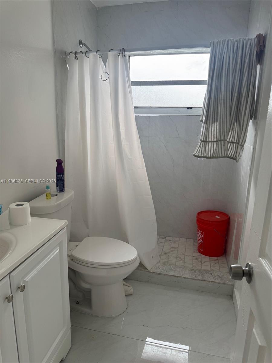 WEST SHORES - Residential Lease