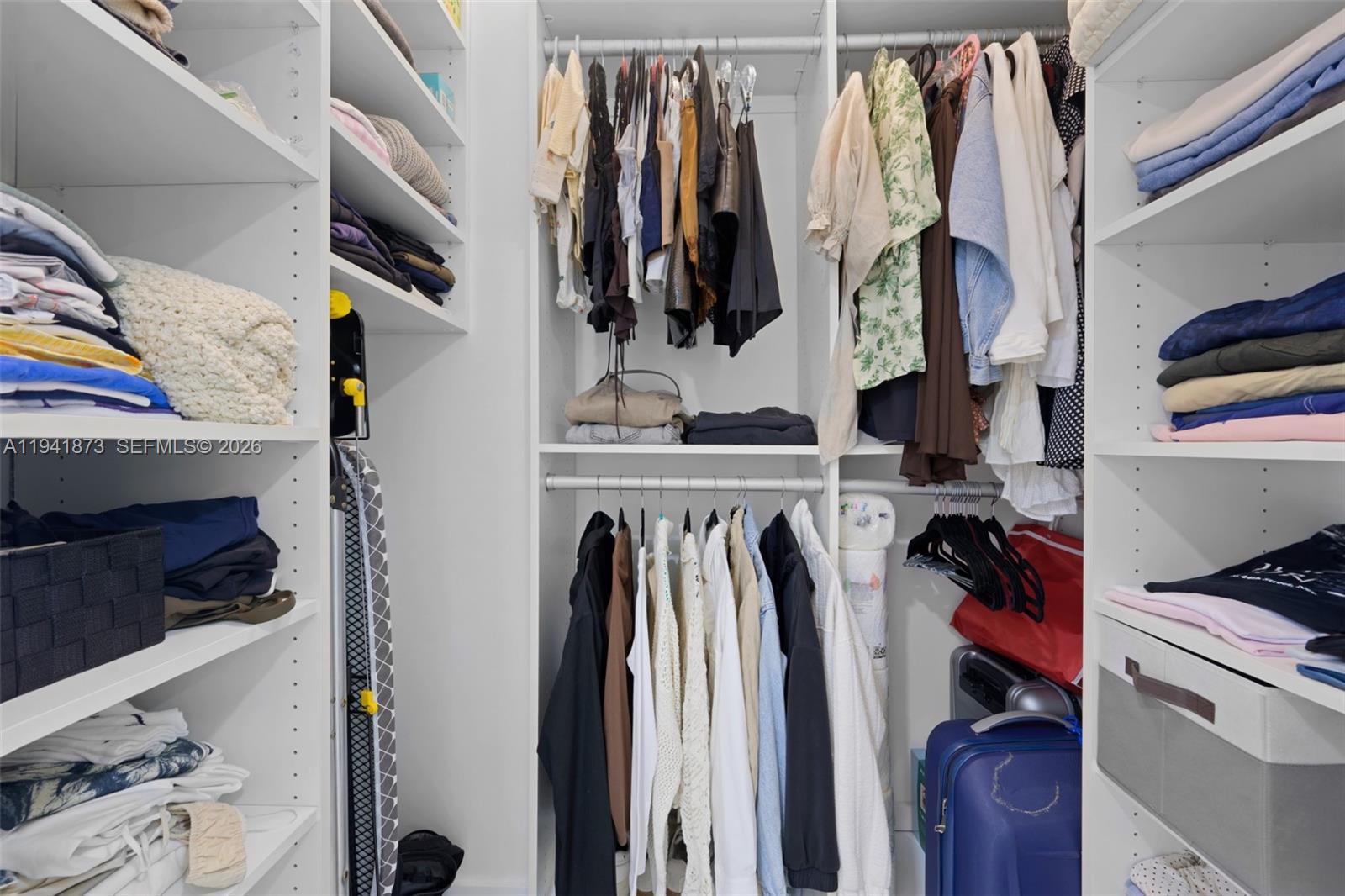 TERRACES NORTH TURNBERRY - Residential