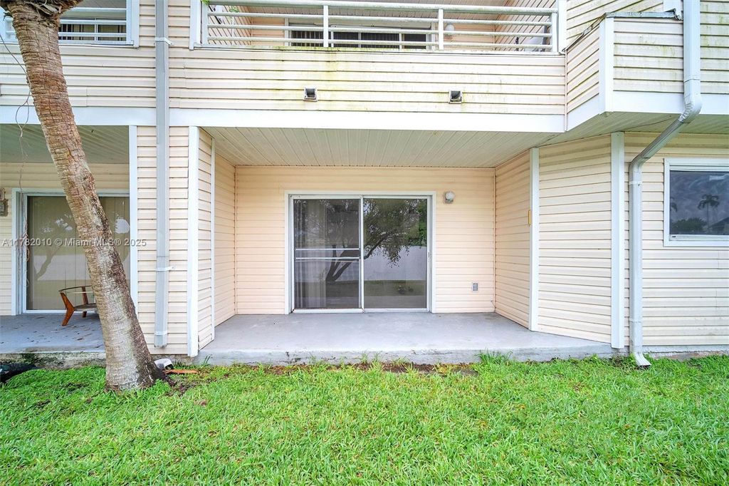 Photo of 3449 NW 44th St #103, Oakland Park, FL 33309 (MLS # A11782010)