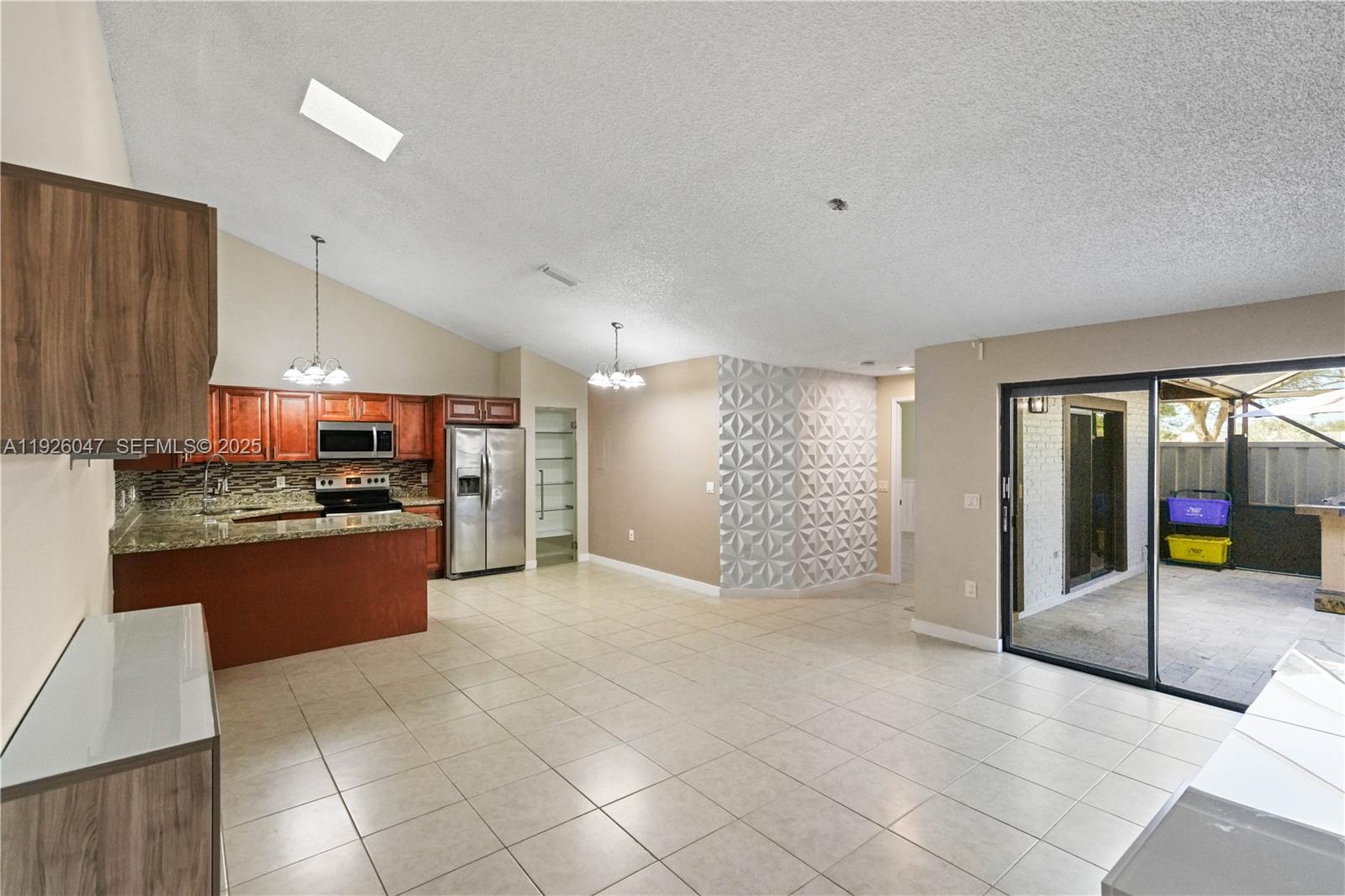 BOCA GARDENS - Residential