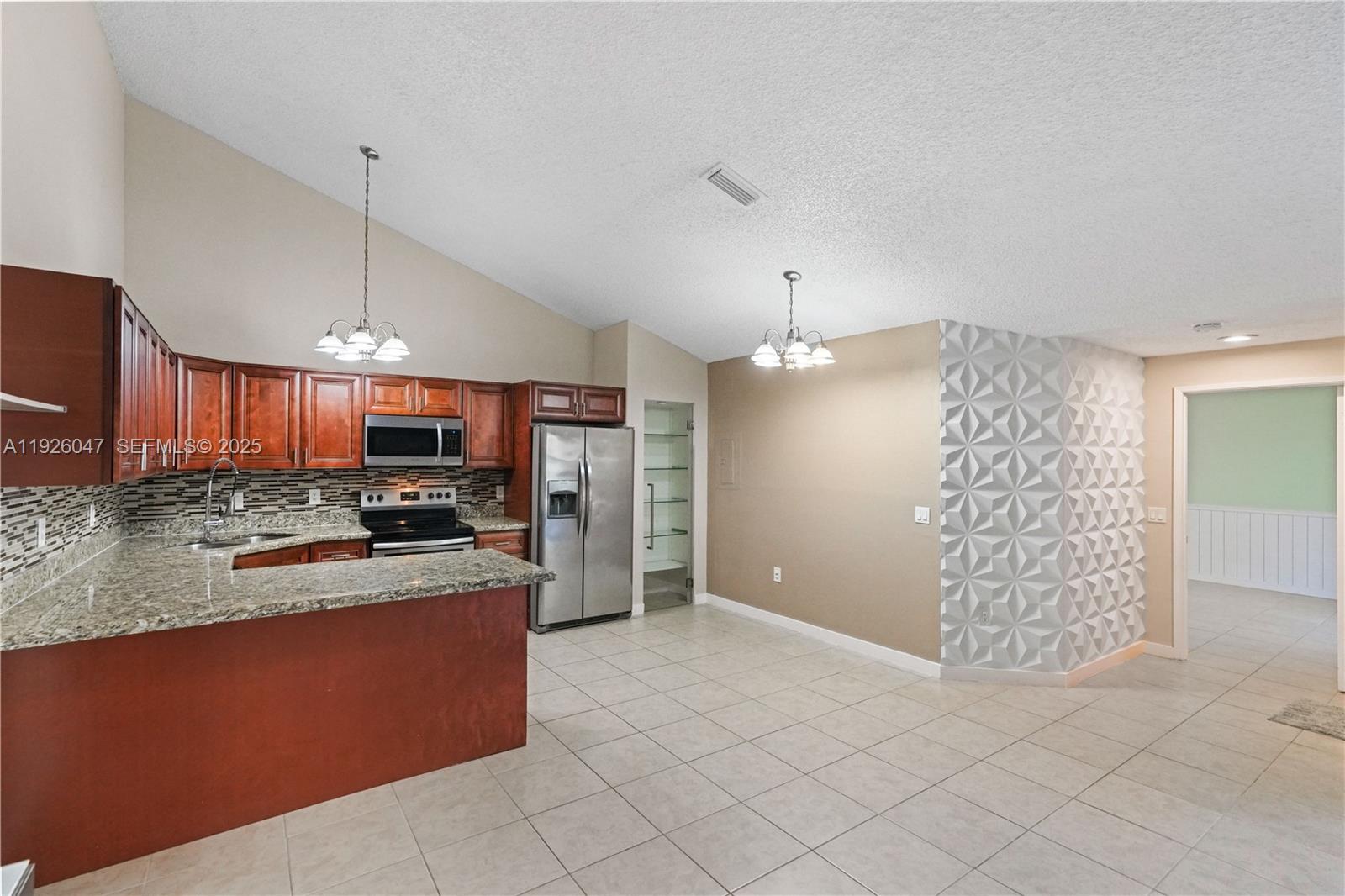 BOCA GARDENS - Residential