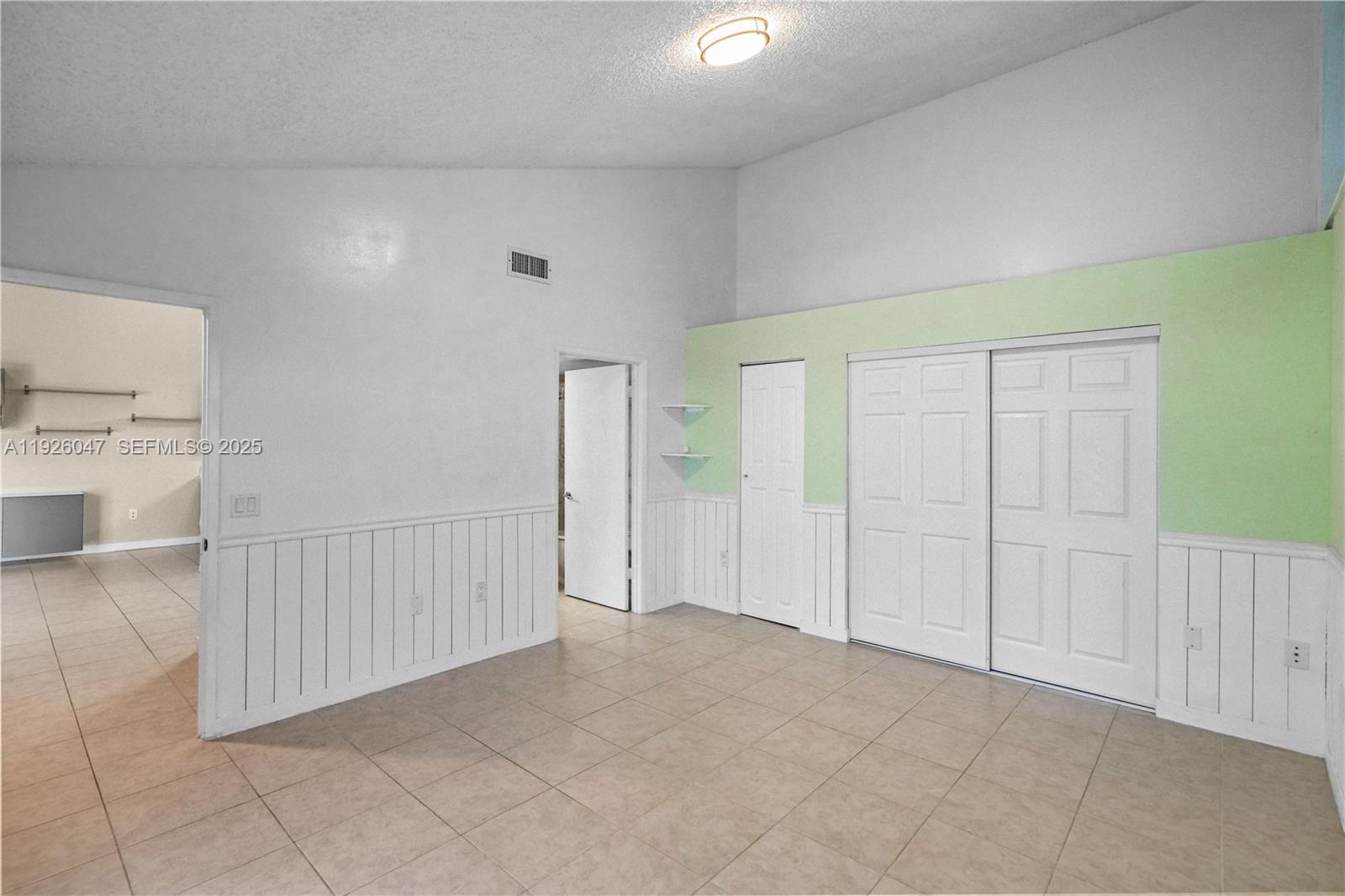 BOCA GARDENS - Residential