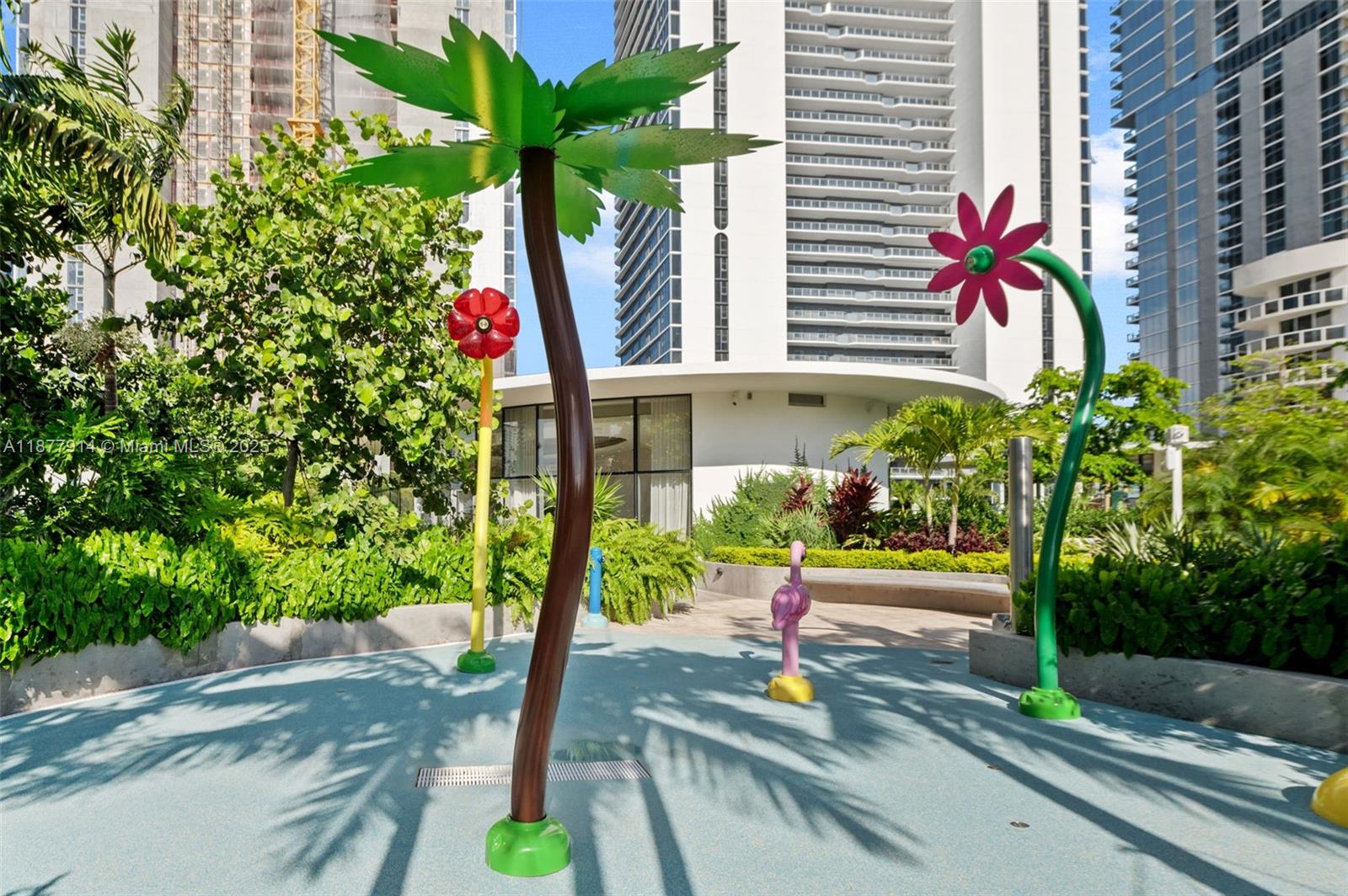 ARIA RESERVE - Residential