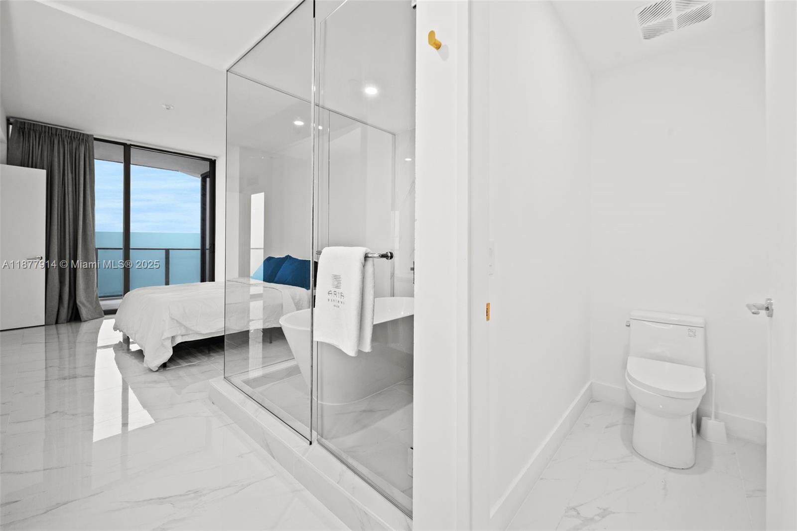 ARIA RESERVE - Residential