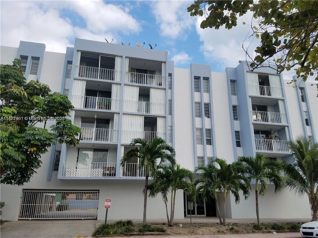 7705 Abbott Ave 303, Miami Beach, Miami-Dade County, Florida - 1 Bedrooms  
2 Bathrooms - 