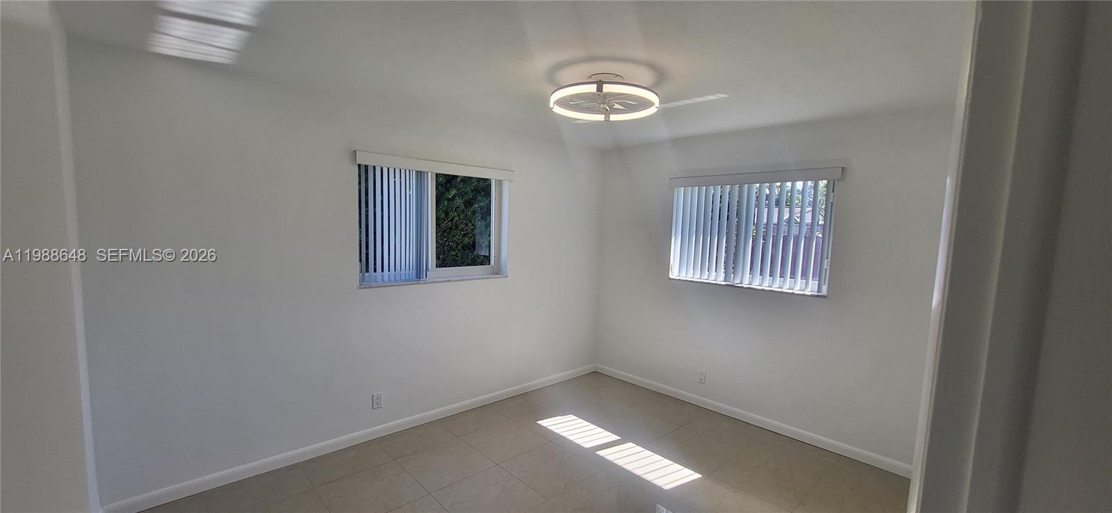 GULFSTREAM ESTATES NO 3 - Residential Lease