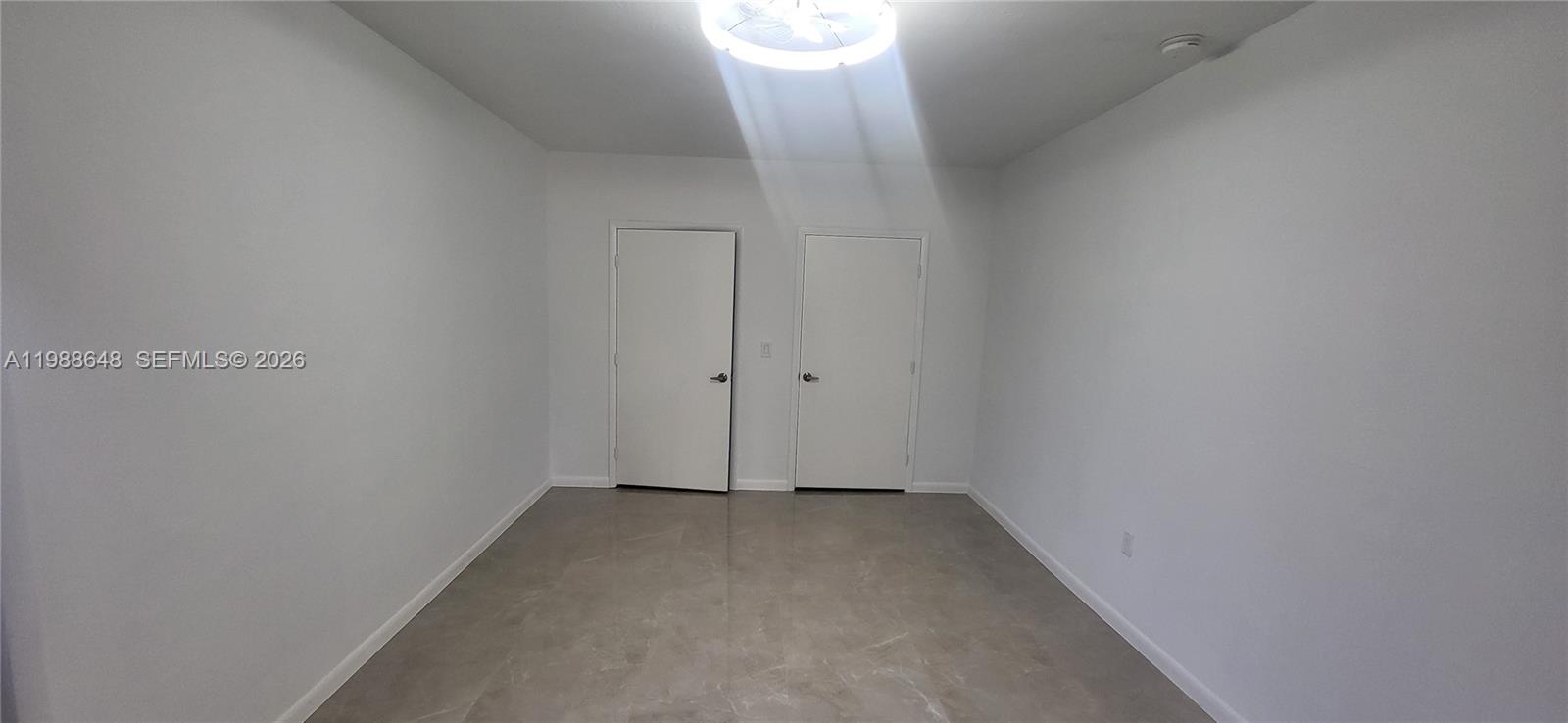 GULFSTREAM ESTATES NO 3 - Residential Lease