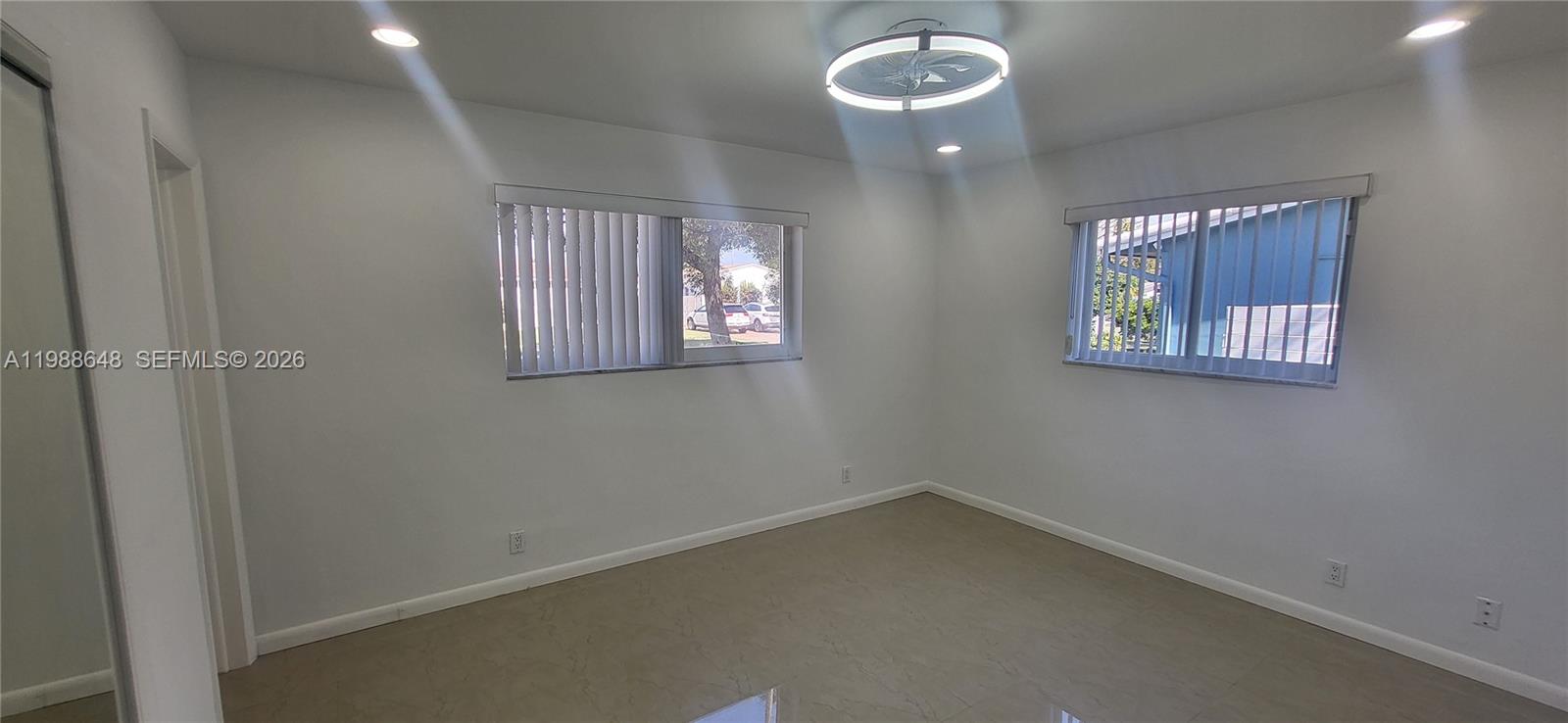 GULFSTREAM ESTATES NO 3 - Residential Lease