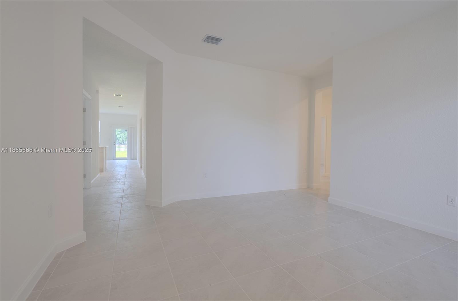 Lennar at ALTAMIRA - Residential Lease