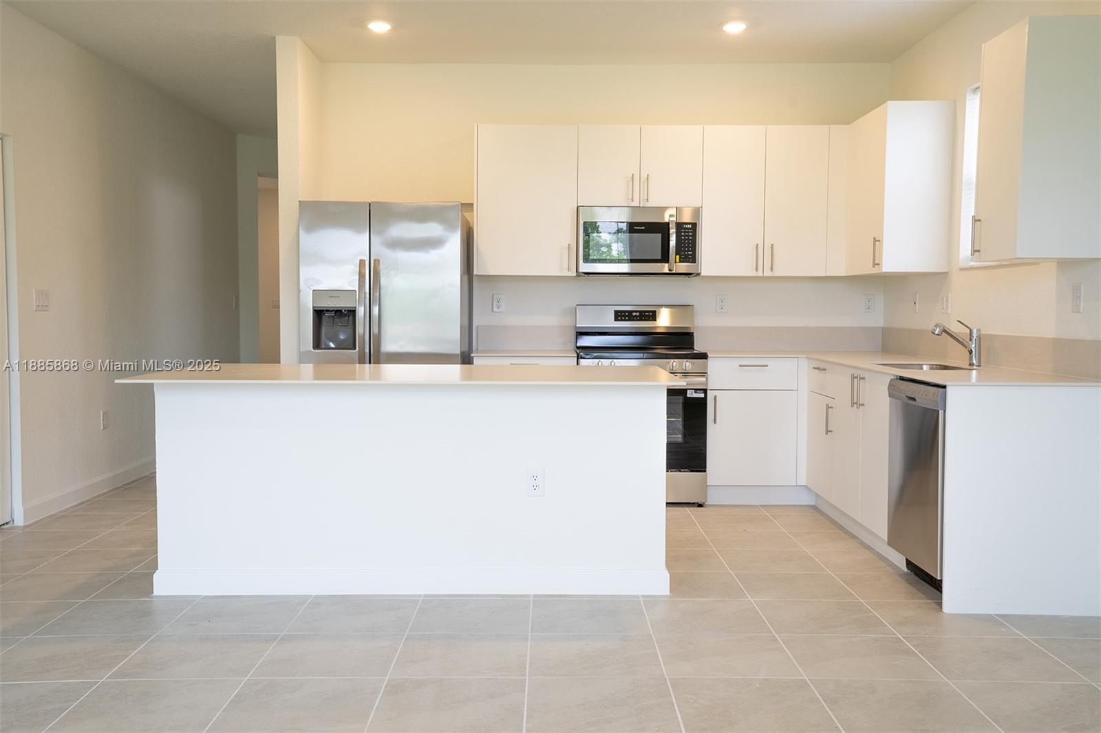 Lennar at ALTAMIRA - Residential Lease