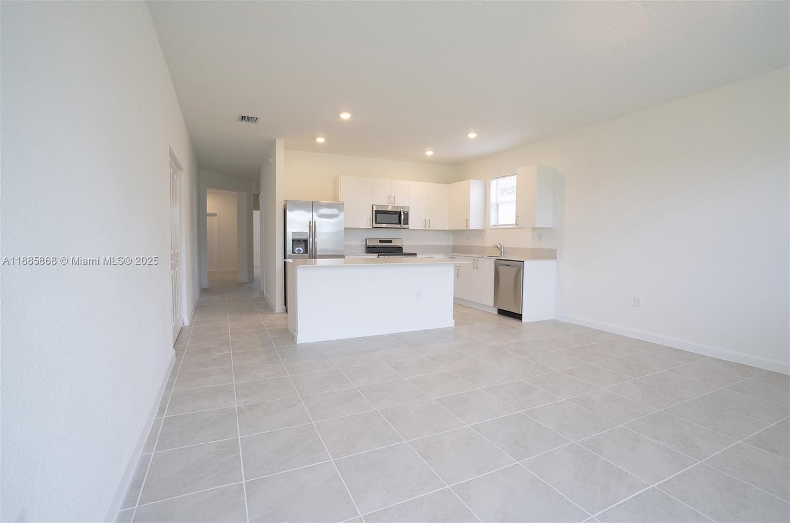 Lennar at ALTAMIRA - Residential Lease