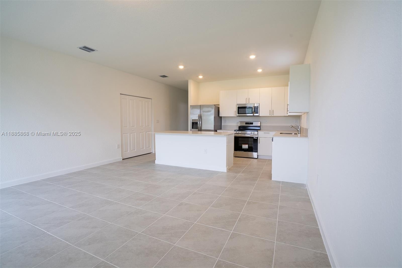 Lennar at ALTAMIRA - Residential Lease
