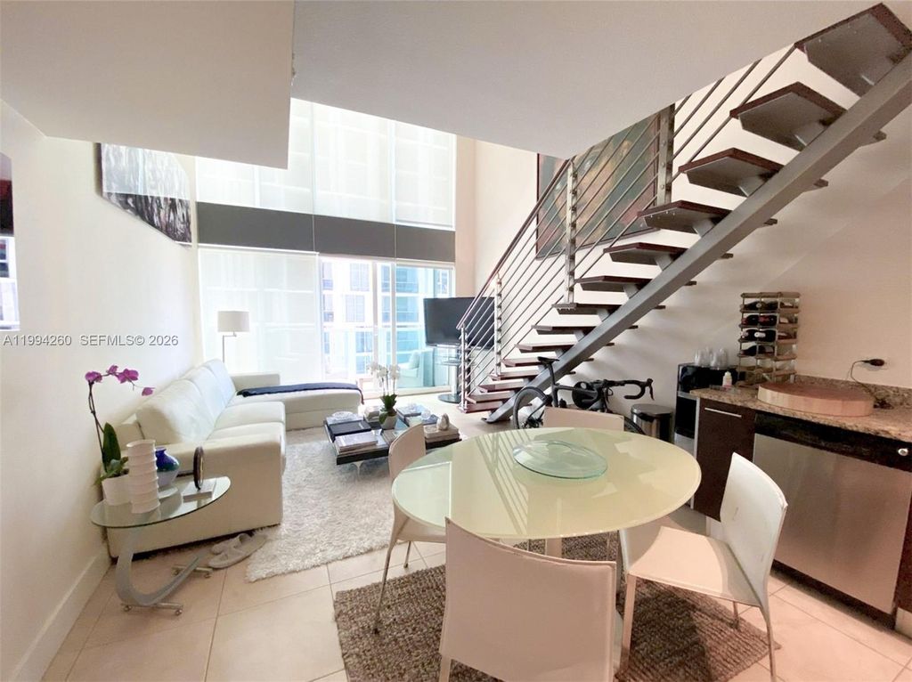 Photo of 41 SE 5th St #1006, Miami, FL 33131 (MLS # A11994260)