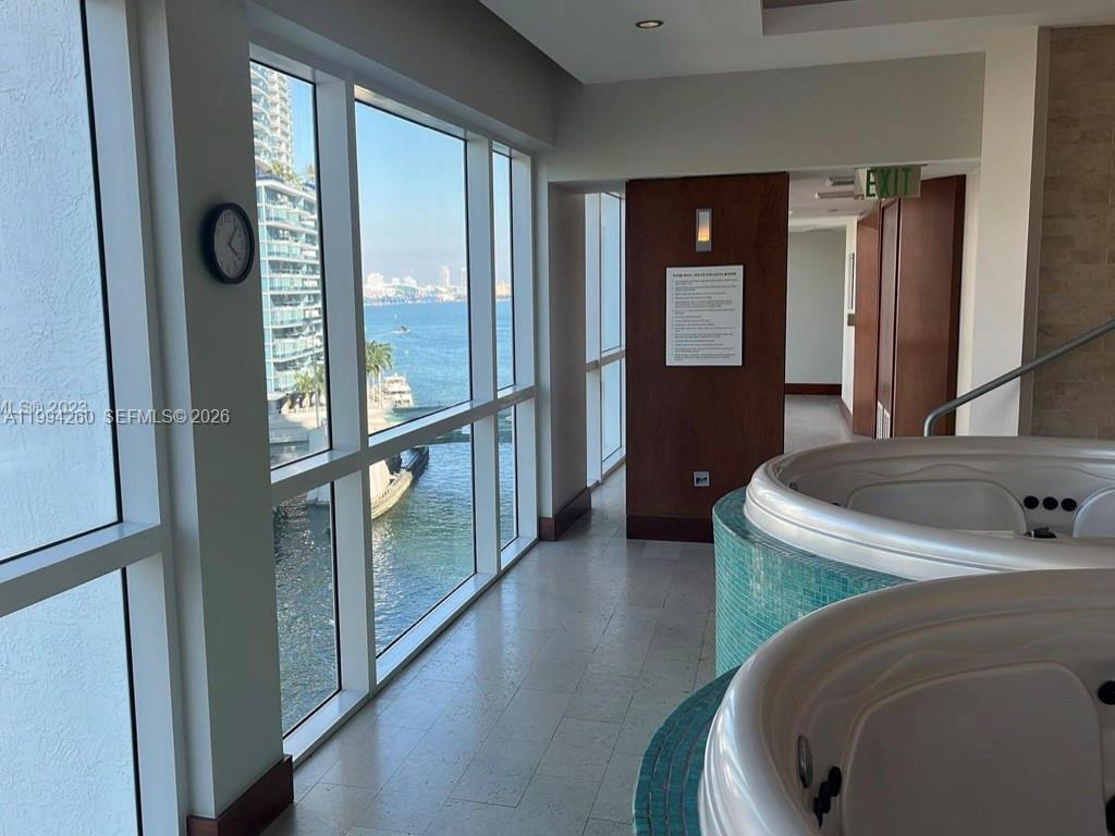 BRICKELL ON THE RIVER S T - Residential Lease