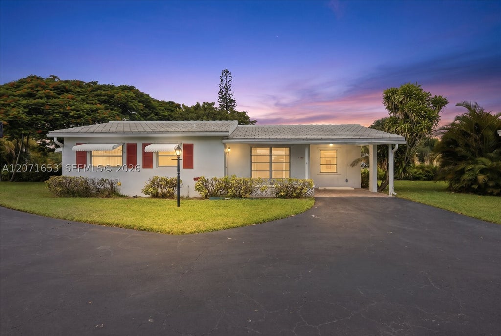 Photo of 4305 NW 1 Ter, Deerfield Beach, FL 33064 (MLS # A12071653)