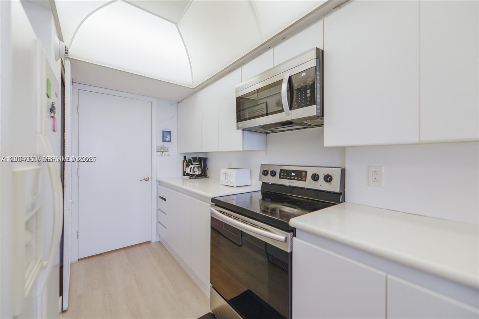 SEA RANCH CLUB CONDO - Residential Lease