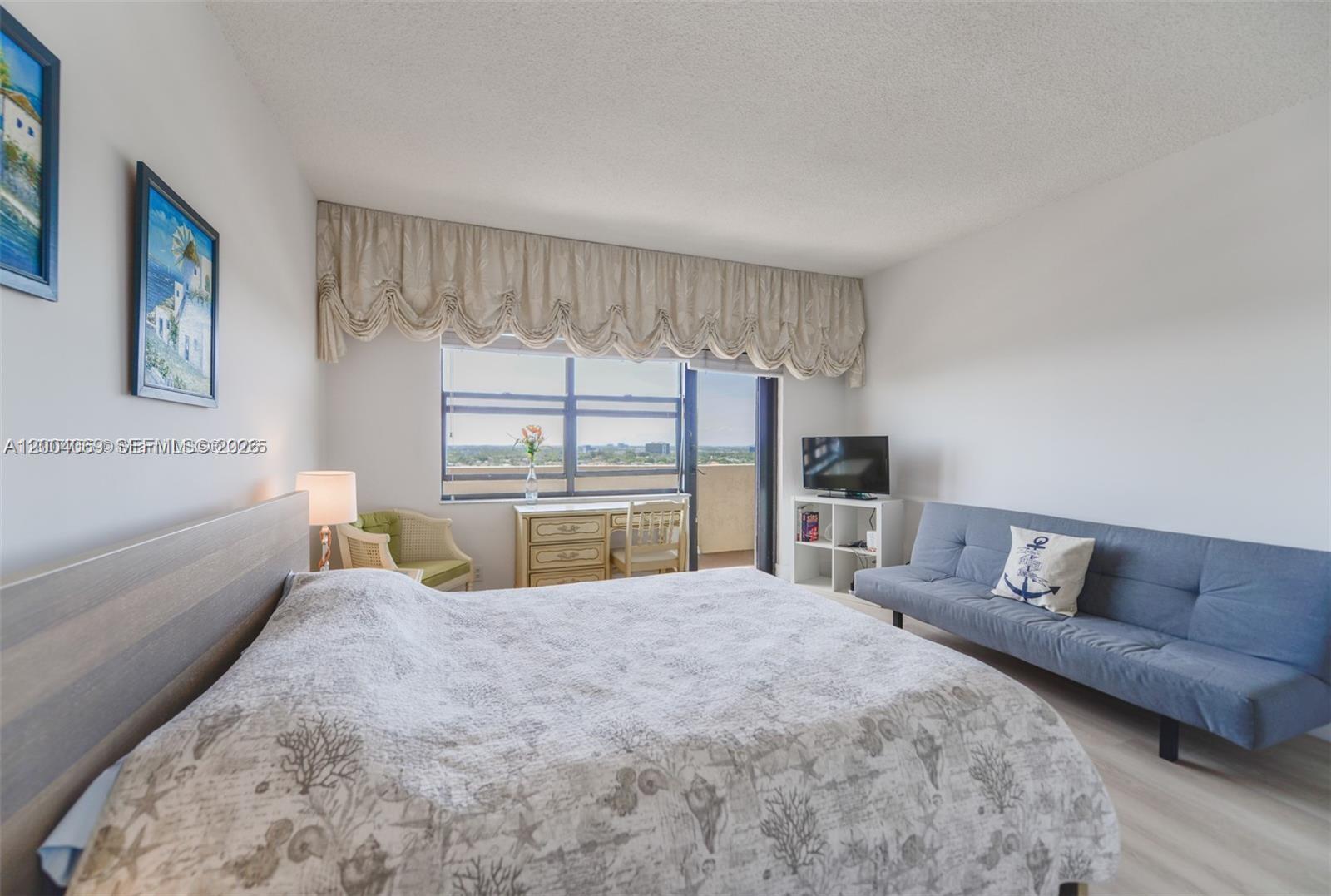 SEA RANCH CLUB CONDO - Residential Lease