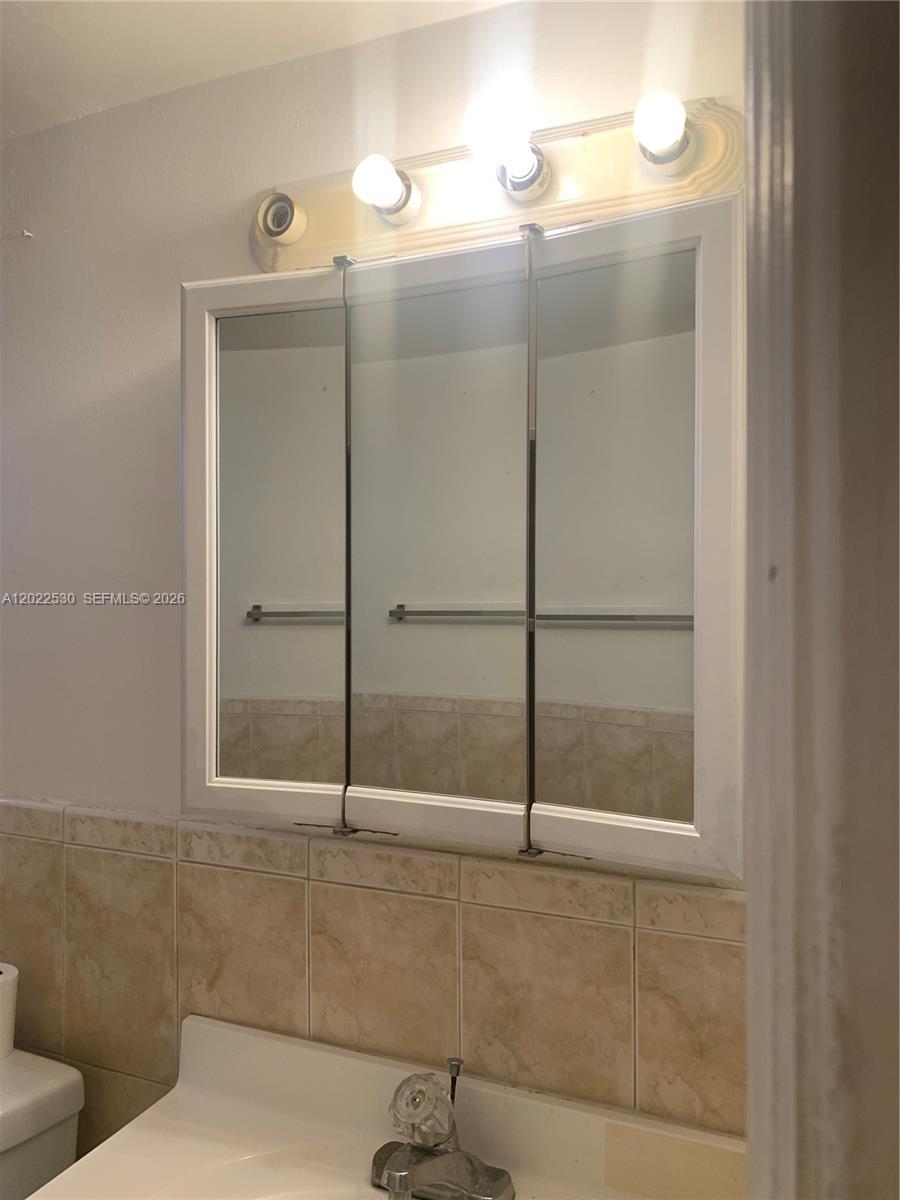 ARCH CREEK LANDING CONDO - Residential